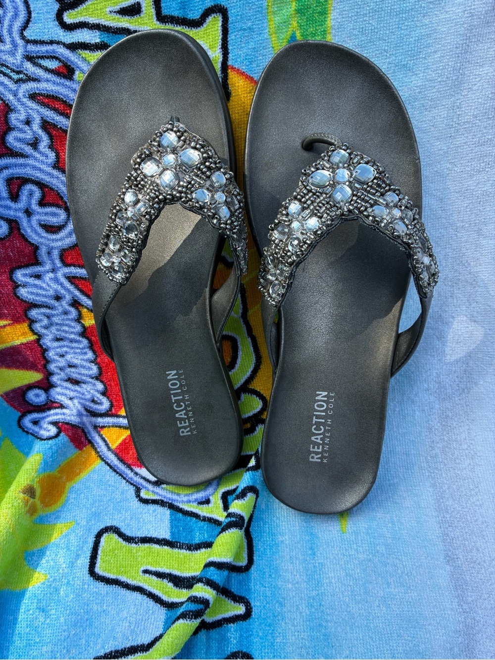 Kenneth Cole Reaction Flip Flops